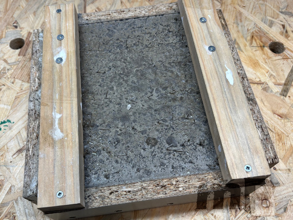 gegossener Beton mit Lichtfasern
