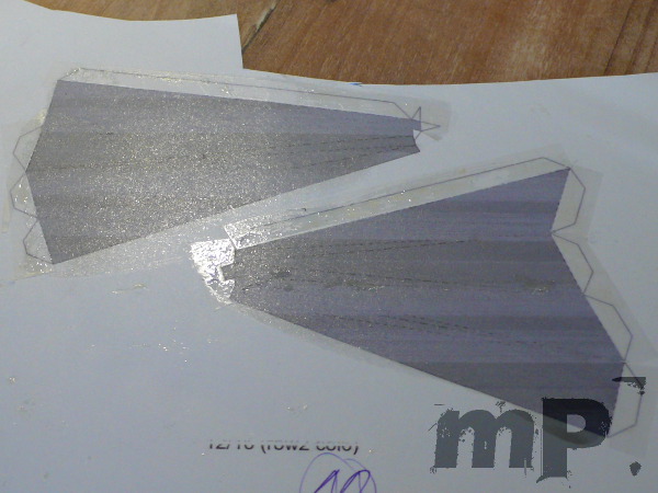 Papier mit maskierten Laschen